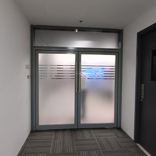 FOLDING DOORS